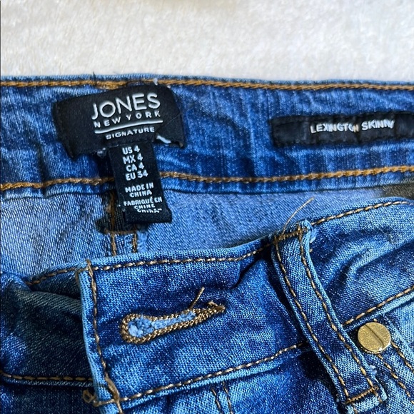 Jones New York Blue Straight Leg Jeans - Picture 1 of 7